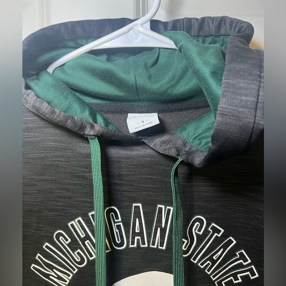Michigan State Spartans Men's Hoodie - Black - Picture 5 of 6